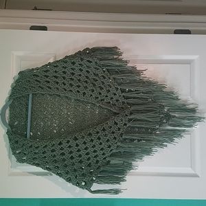 Fringed shawl